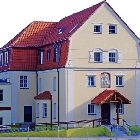 Hotelik Hermes Pieniezno Экстерьер фото