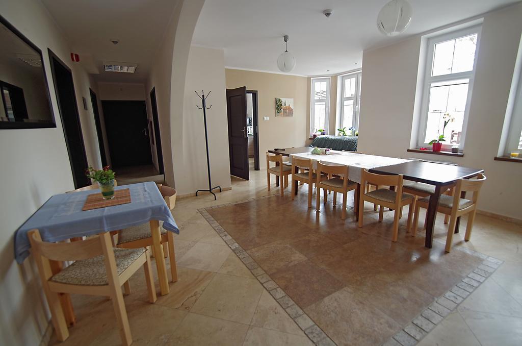 Hotelik Hermes Pieniezno Экстерьер фото