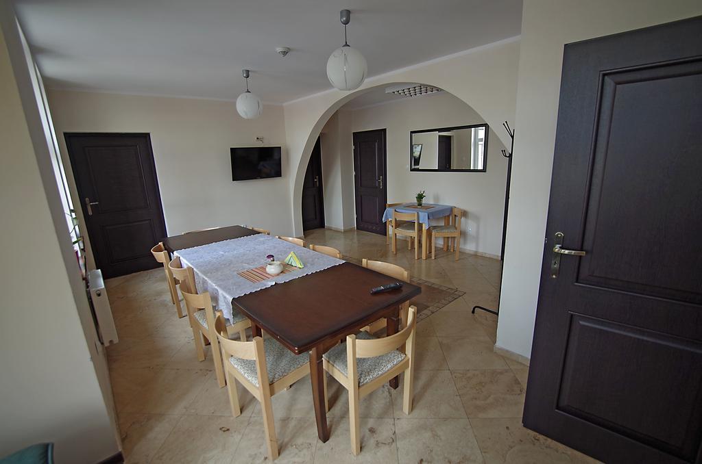 Hotelik Hermes Pieniezno Экстерьер фото